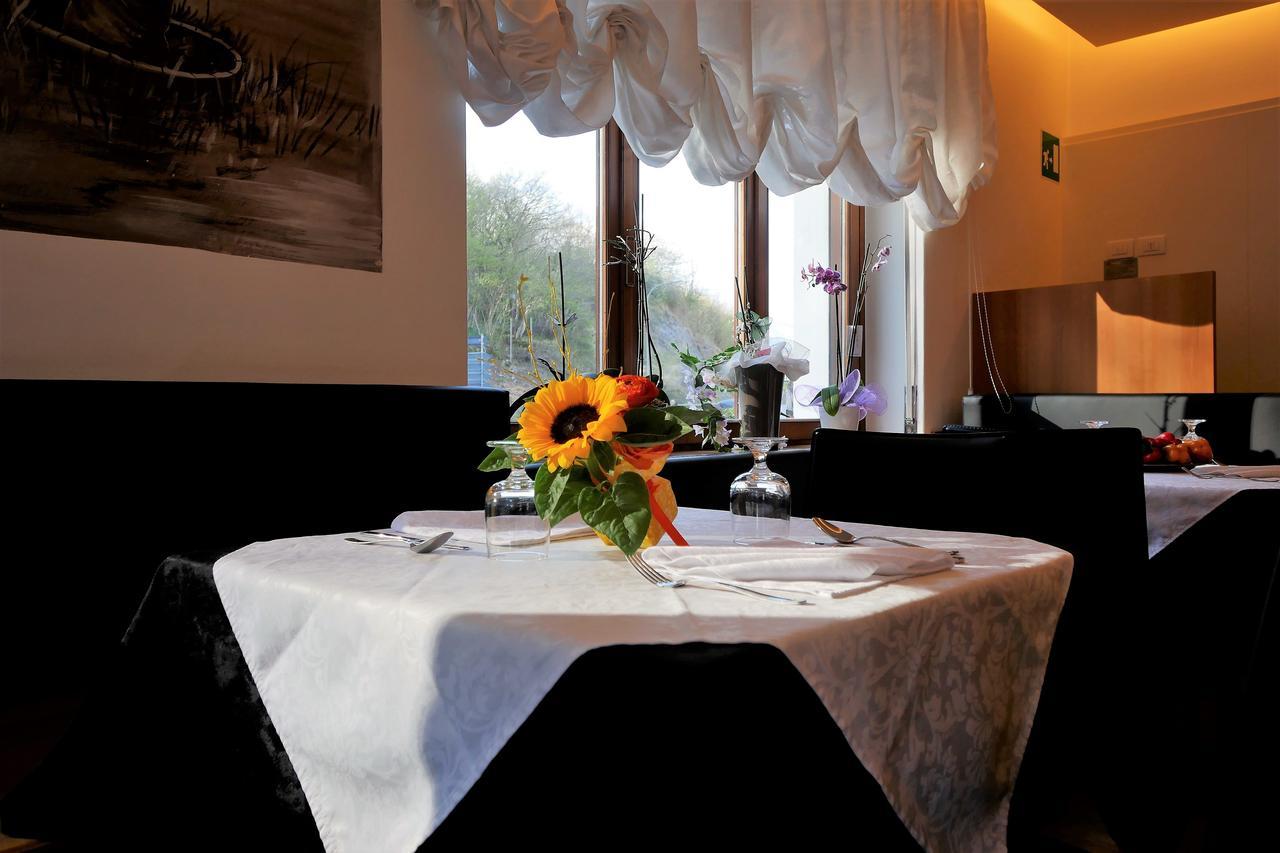 Albergo De March 파라 달파고 외부 사진