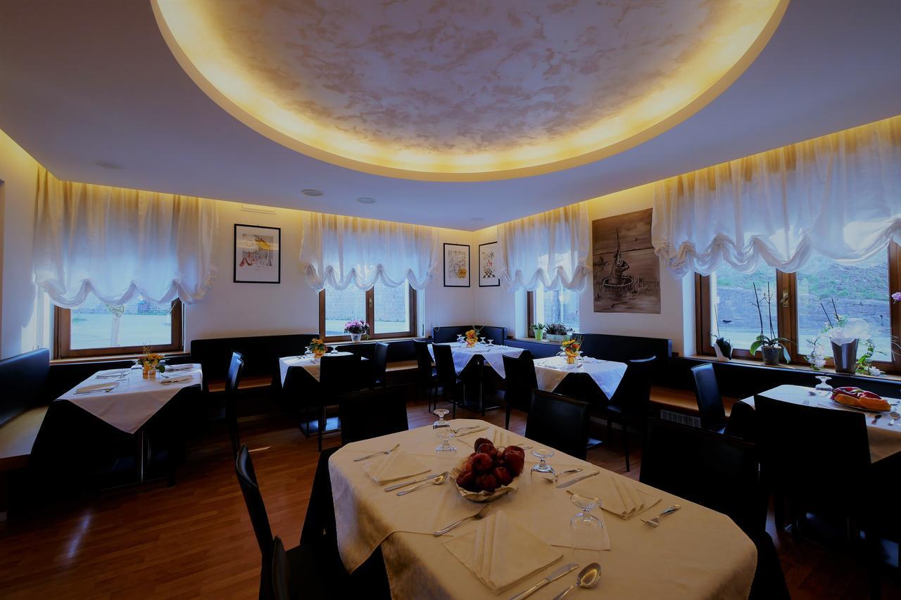 Albergo De March 파라 달파고 외부 사진